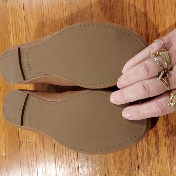 NWOT Women's Steve Madden Tan Leather Flats Size  8 - Picture 5 of 10